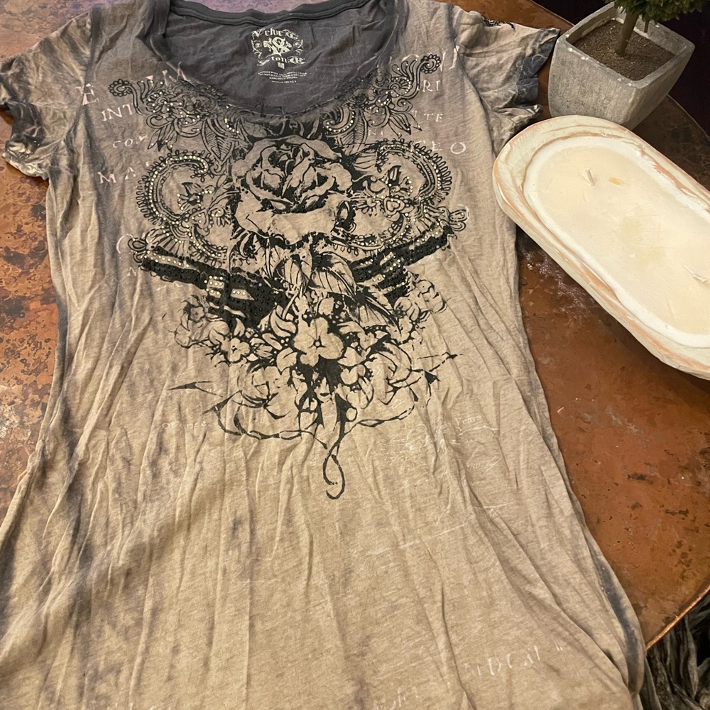 Vehue Stone ladies top from Buckle